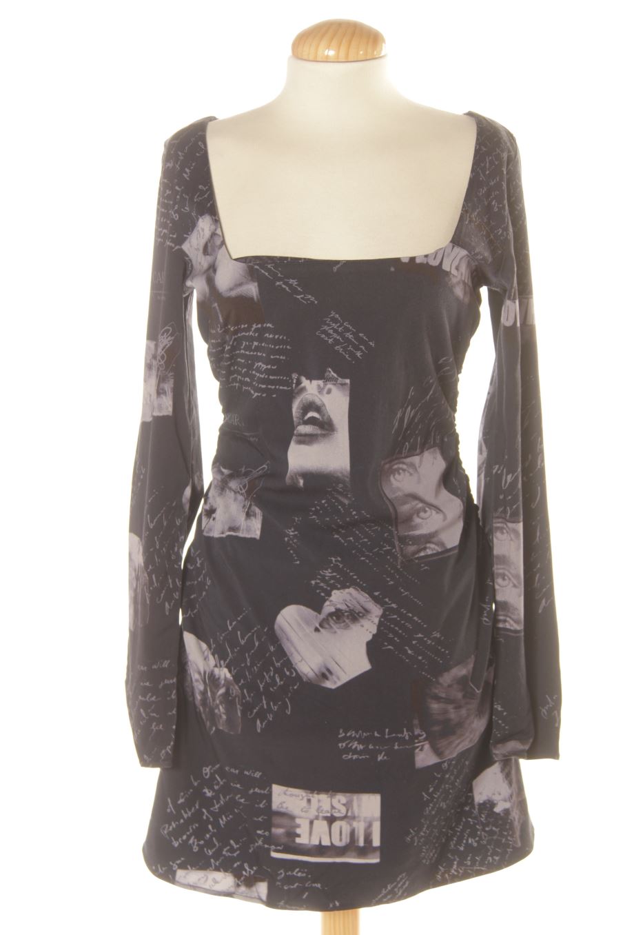 Aufwändiges Kleid von Desigual Größe M, Farbe Aufdruck, für