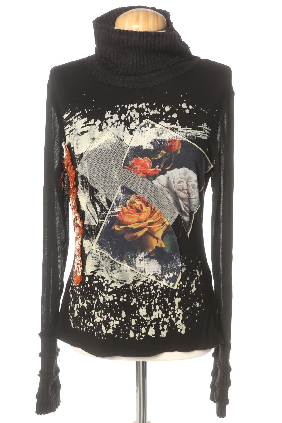 Camiseta manga larga de Pianurastudio de la talla M, de color negro