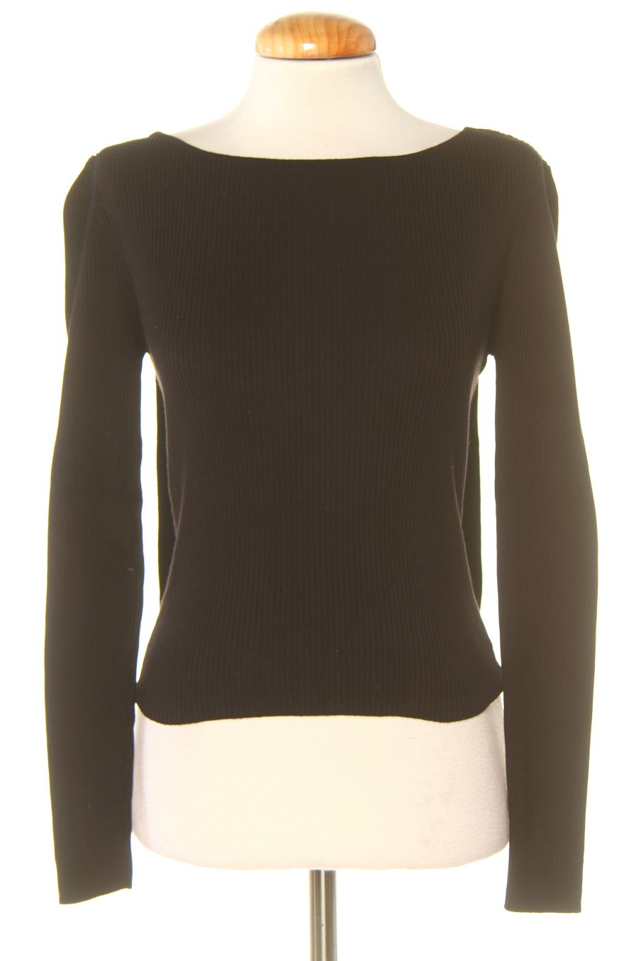 Pull Zara de la taille S, de couleur noir