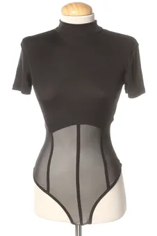 Body XS Bershka, foto 1 de 2