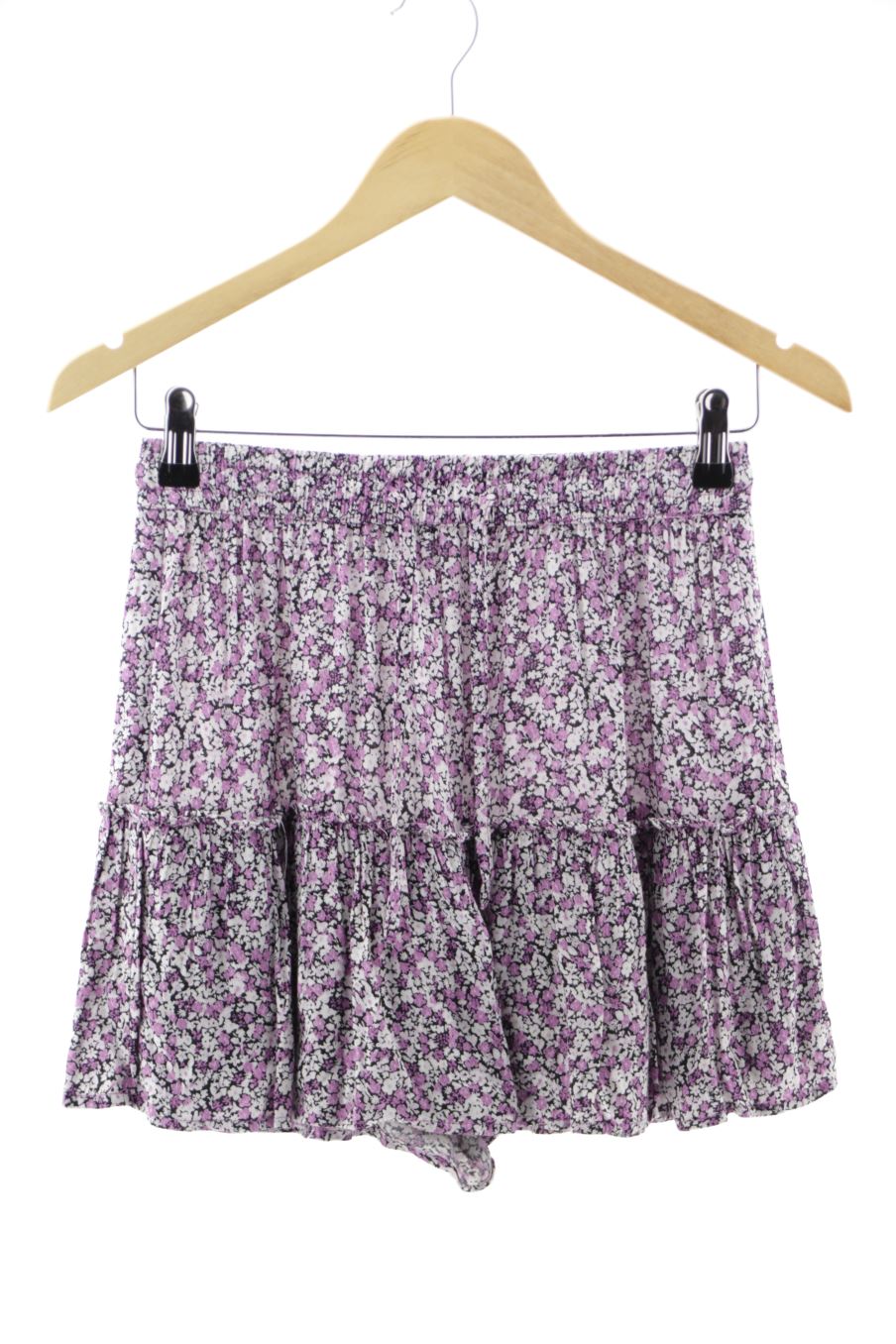Pantalón corto de Zara de la talla S, de color flores