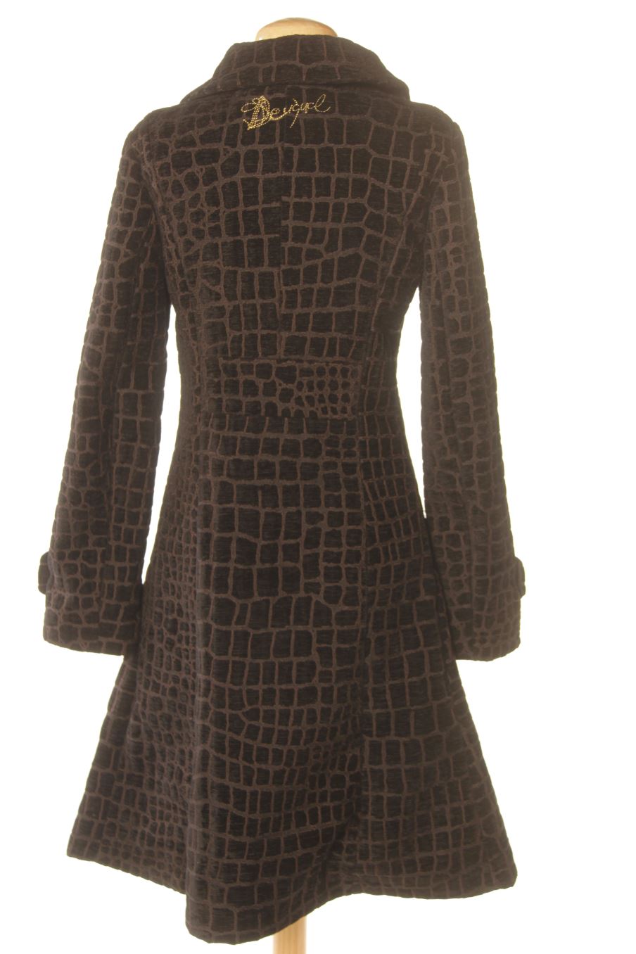 Manteau Desigual de la taille 36, de couleur noir