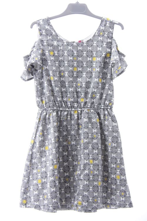 Aufwändiges Kleid