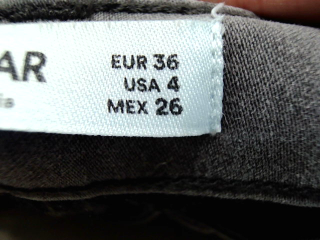 Jeans Pull & Bear de la taille 36, de couleur gris de denim