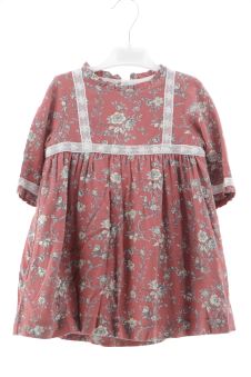 Aufwändiges Kleid 106 The first oulet