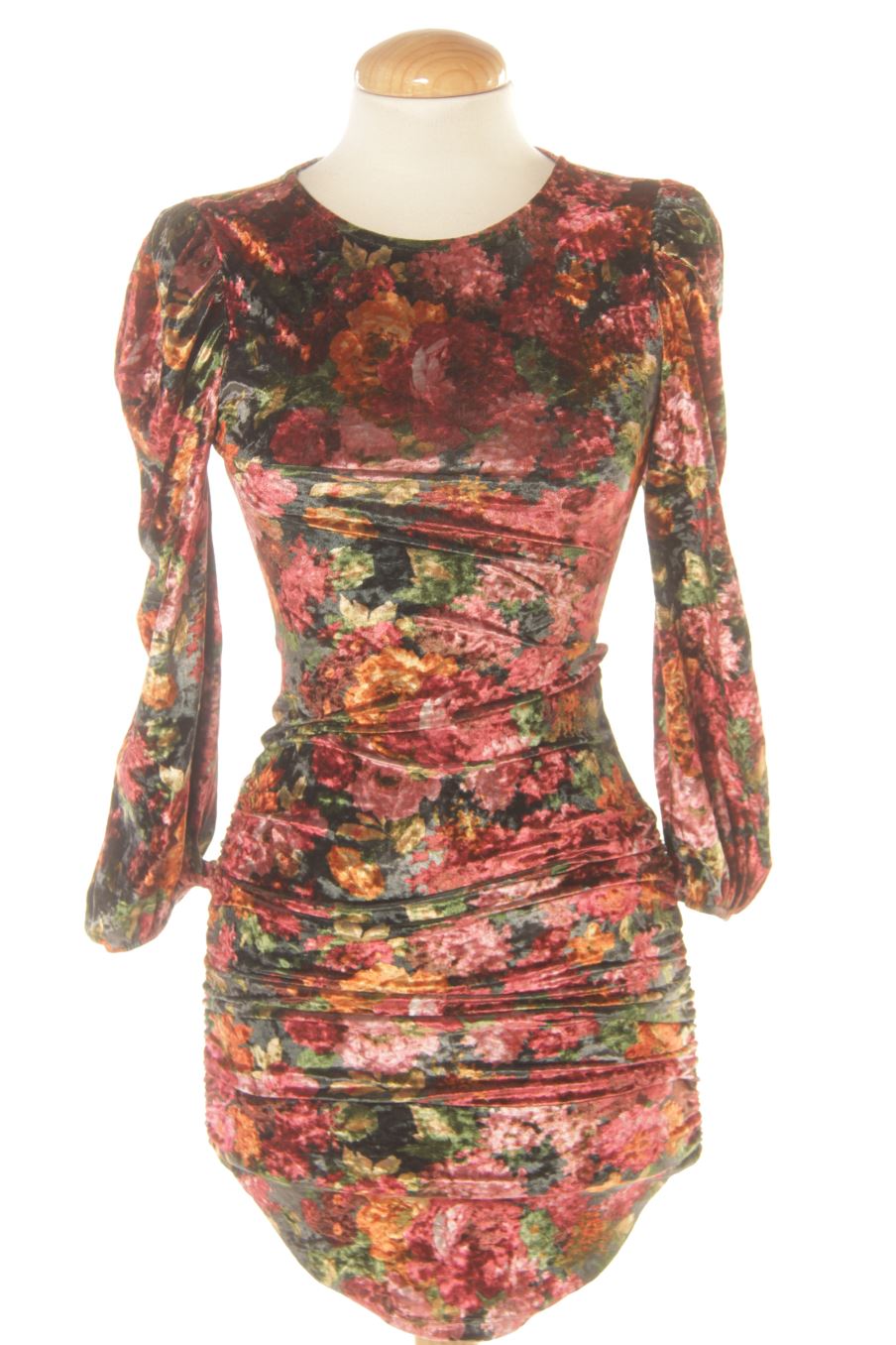 Robe casual Bershka de la taille XS, de couleur fleurs de velours