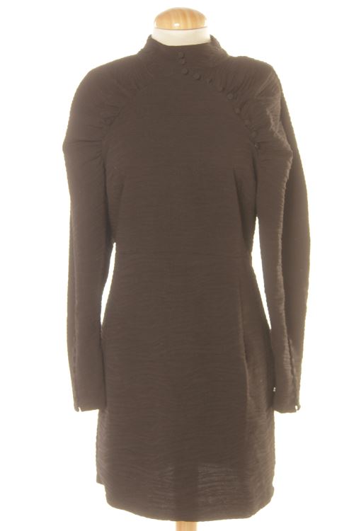 Aufwändiges Kleid