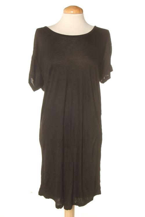 Einfaches Kleid