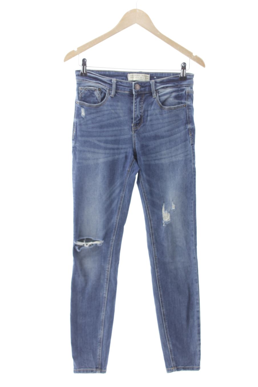 Vaquero de Stradivarius de la talla 36, de color azul de ropa vaquera