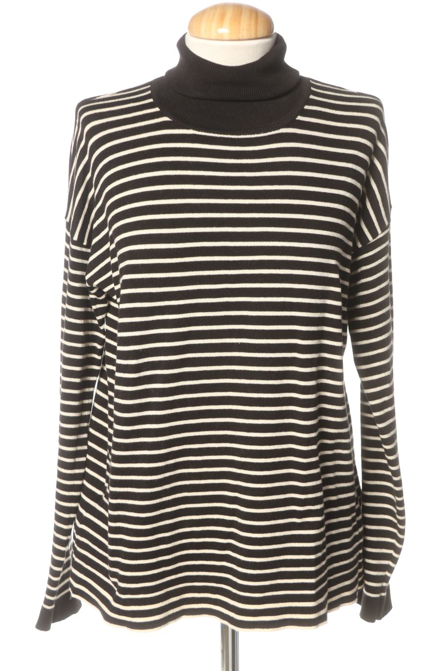 Pull Mango de la taille M, de couleur rayures