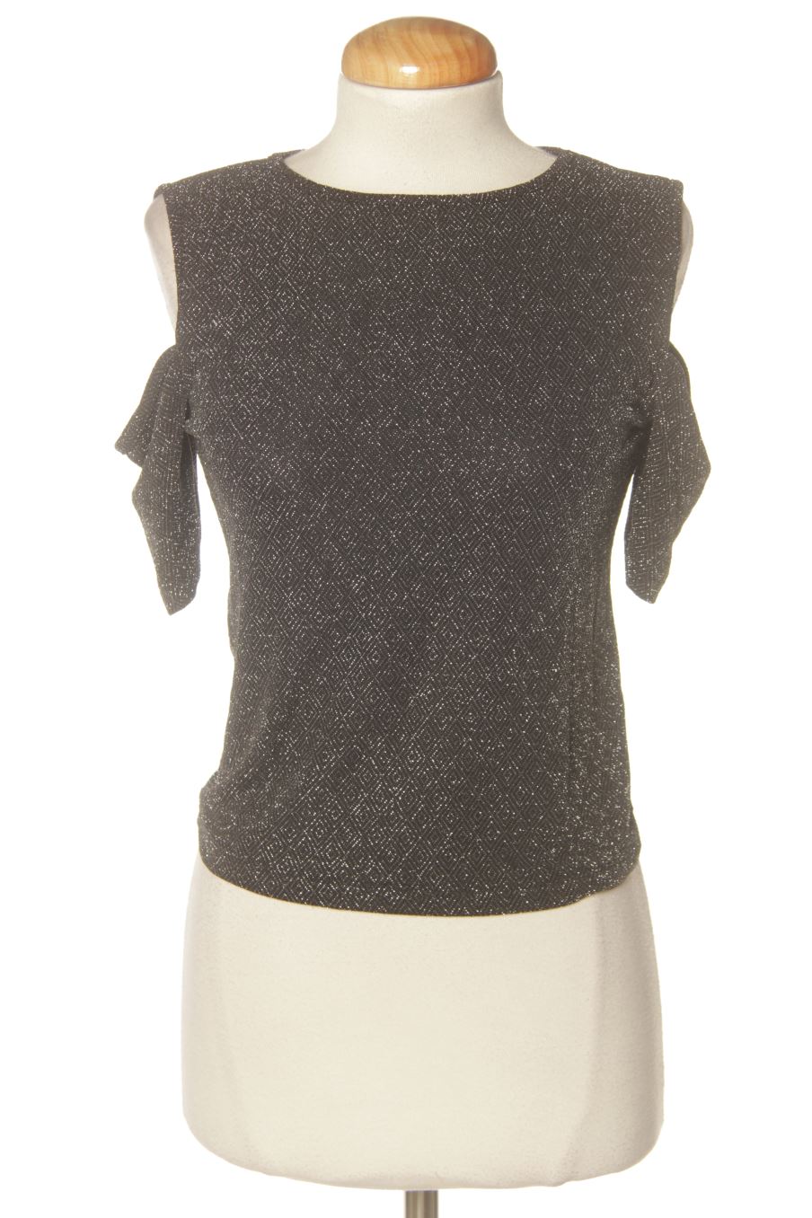 Top Subdued de la taille M, de couleur noir