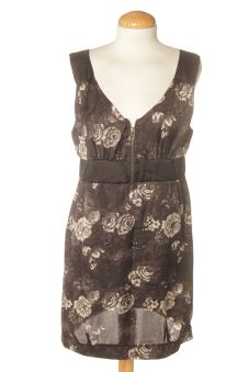 Vestido casual L Stradivarius, foto 1 de 2