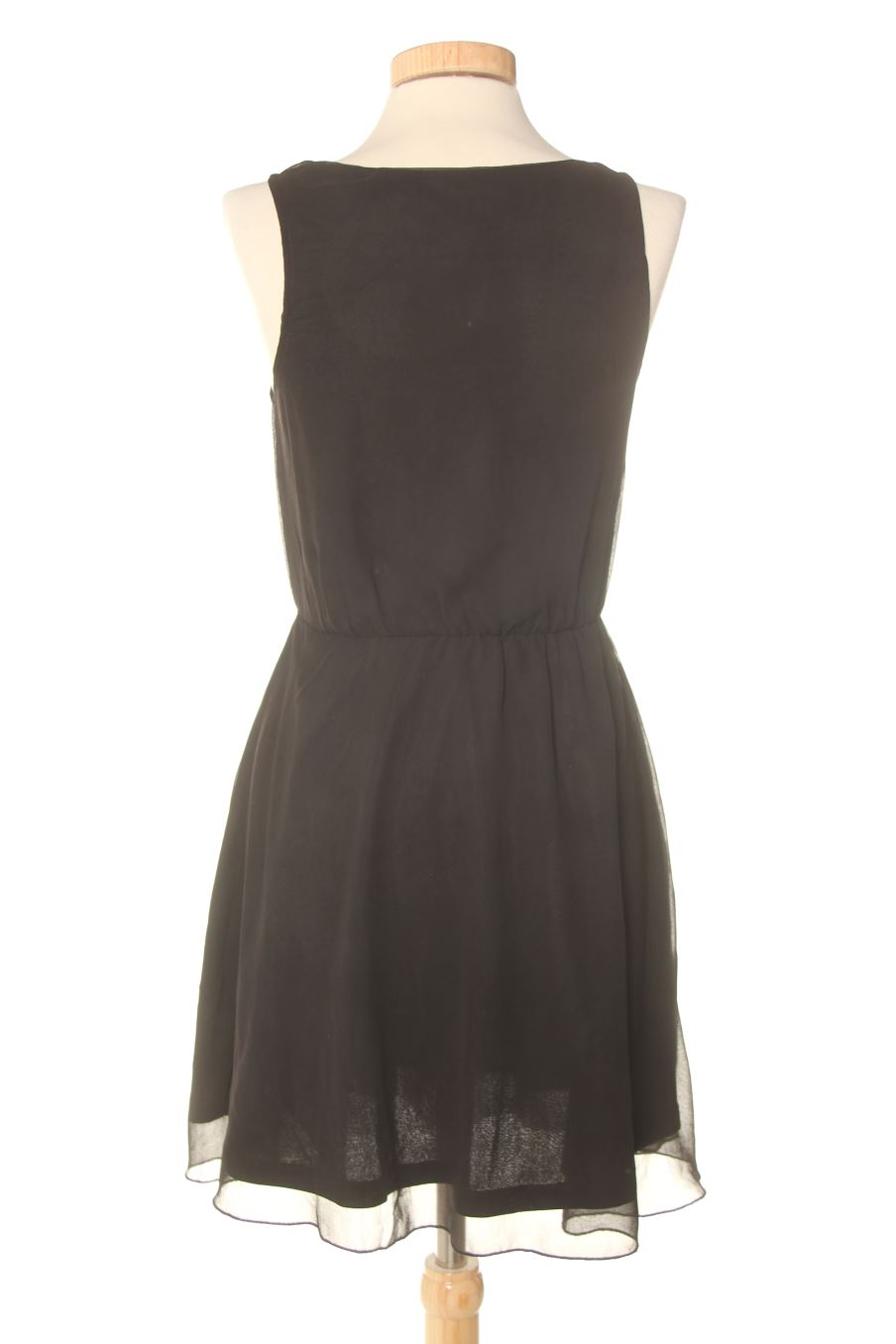 Robe casual Boohoo de la taille 34, de couleur noir