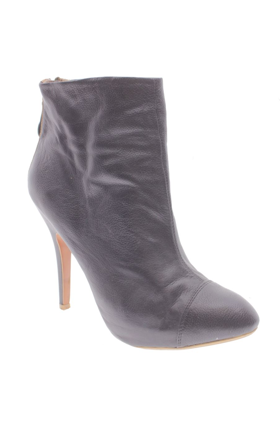 Botines de Zara de la talla 39, de color negro de