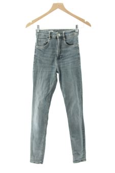 Jeans 32 Zara, photo 1 sur 2