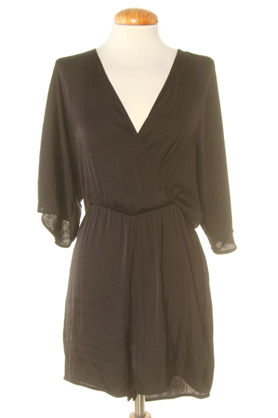 Mono de Stradivarius de la talla S, de color negro