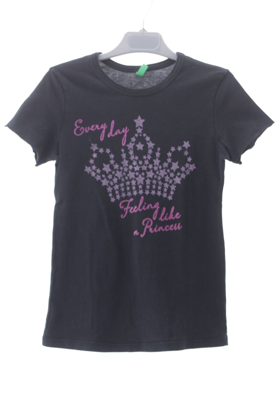 T-shirt Benetton de la taille 6 ans de seconde main