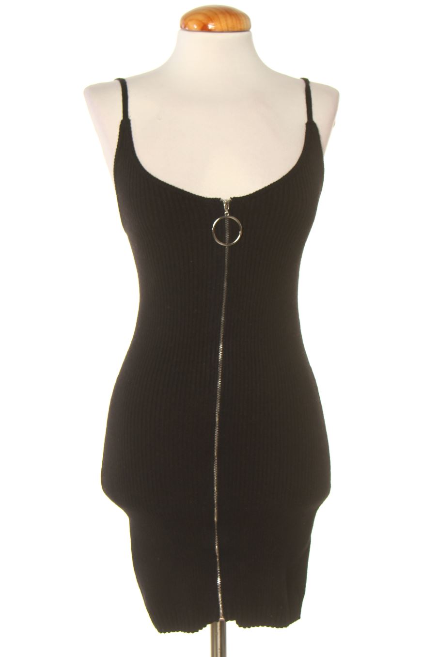 Robe casual Skylar + madison de la taille S, de couleur noir