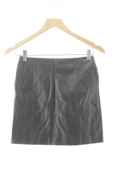 Aufwändiger Rock 34 Stradivarius