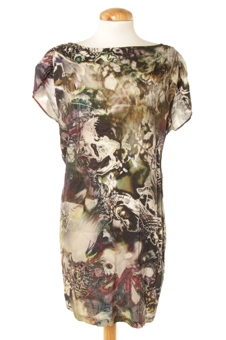 Vestido casual de trf (ZARA) de la talla M, de color estampado