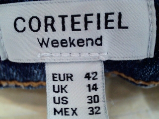 Pantalón corto de Cortefiel de la talla 42, de color azul de ropa vaquera