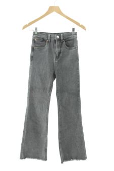 Jeans 34 Stradivarius, foto 1 di 2