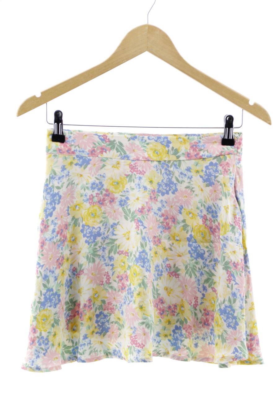 Shorts Stradivarius de la taille S, de couleur fleurs