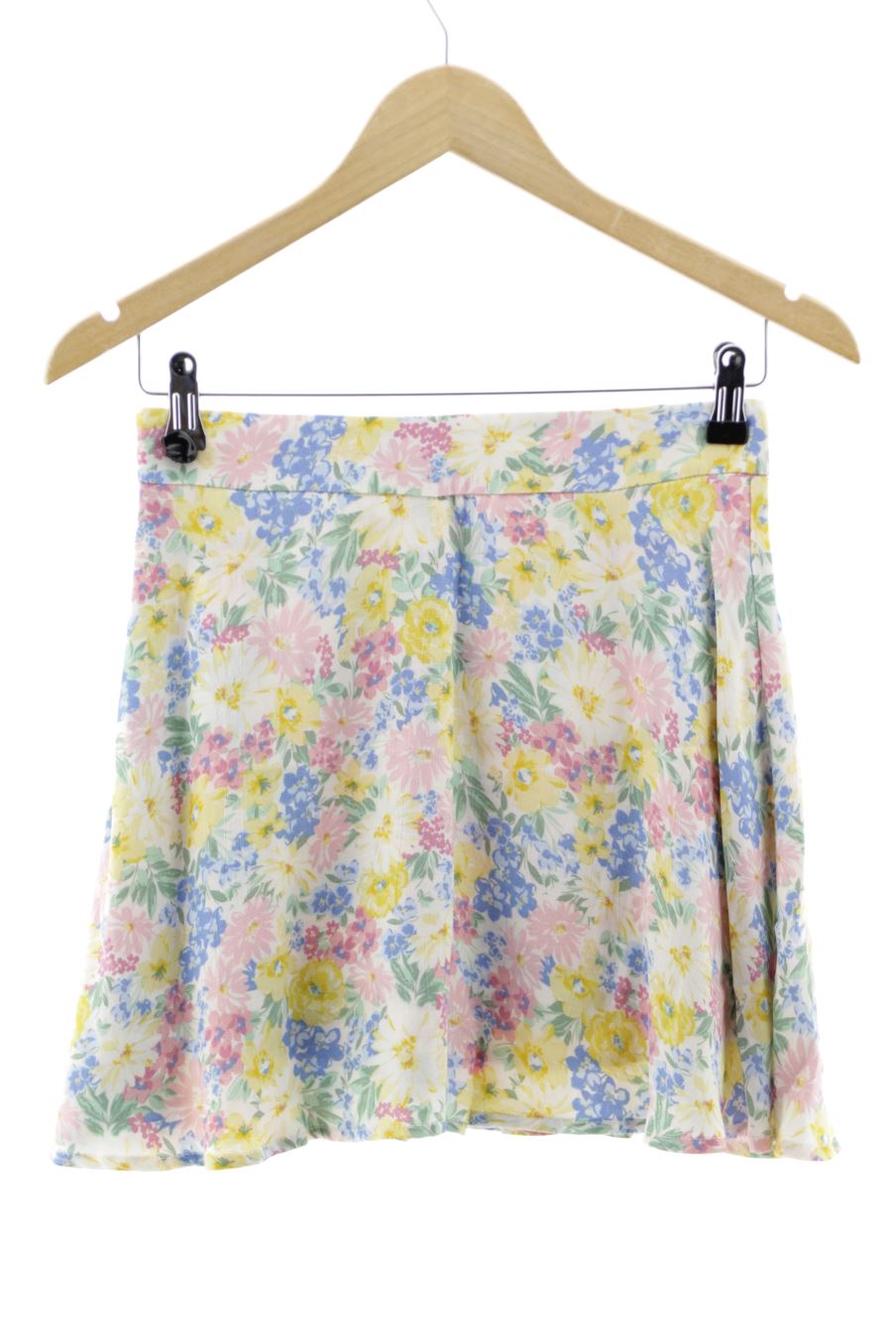 Shorts Stradivarius de la taille S, de couleur fleurs
