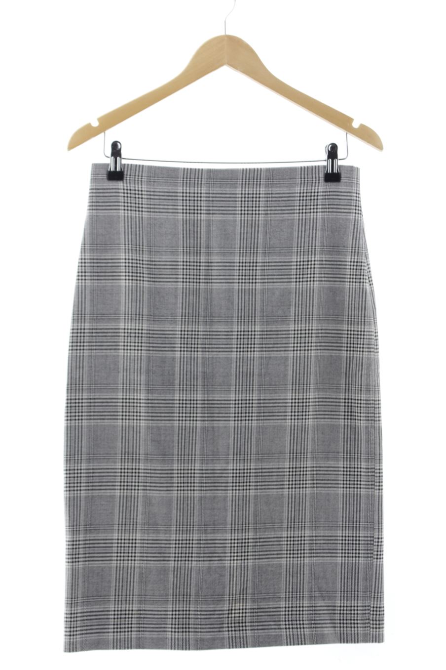 Falda de Zara de la talla M, de color cuadros