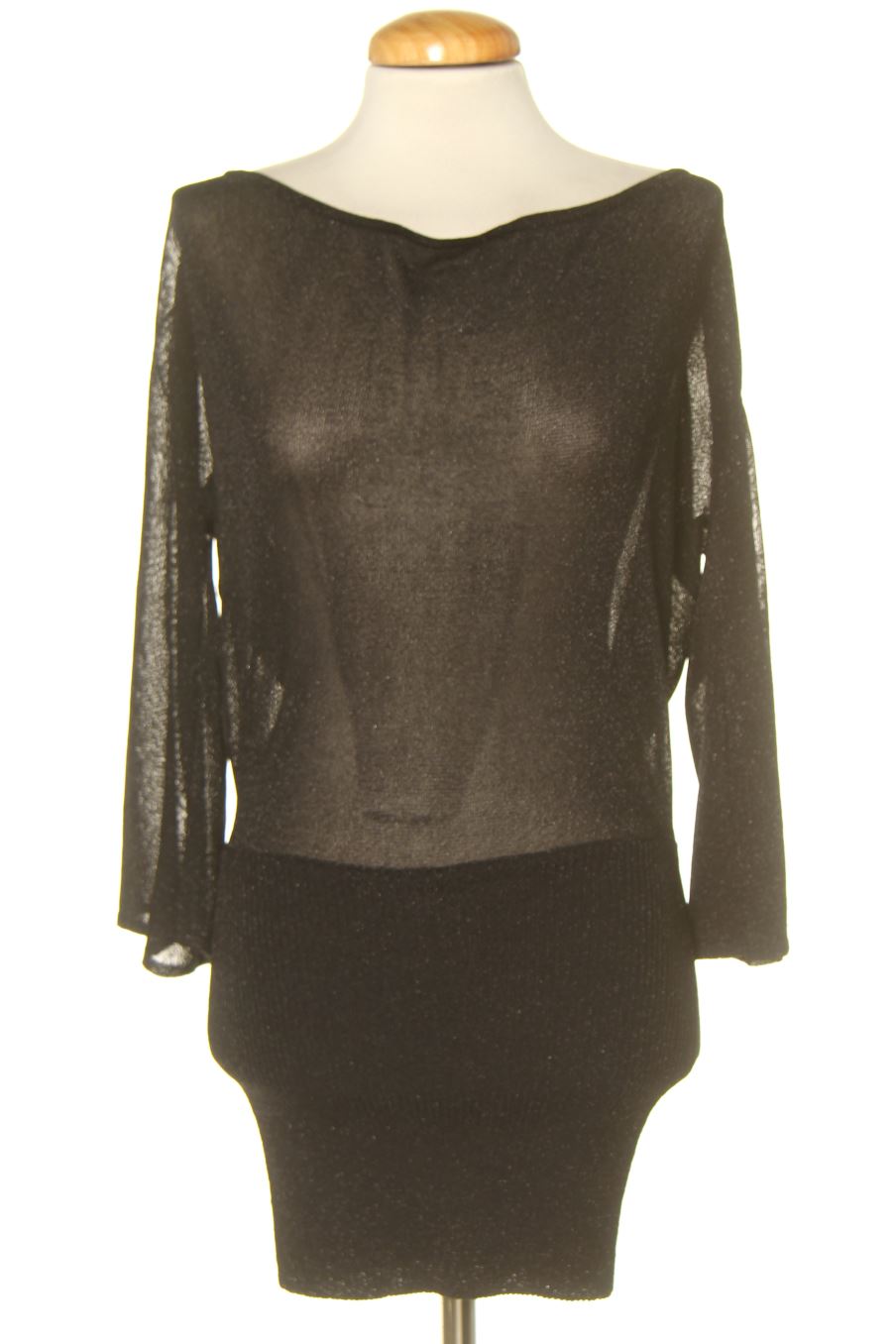 Robe casual Bershka de la taille M, de couleur noir