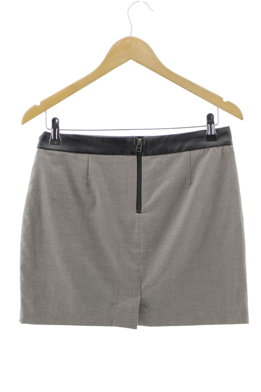 Jupe Mango de la taille 36, de couleur carreaux