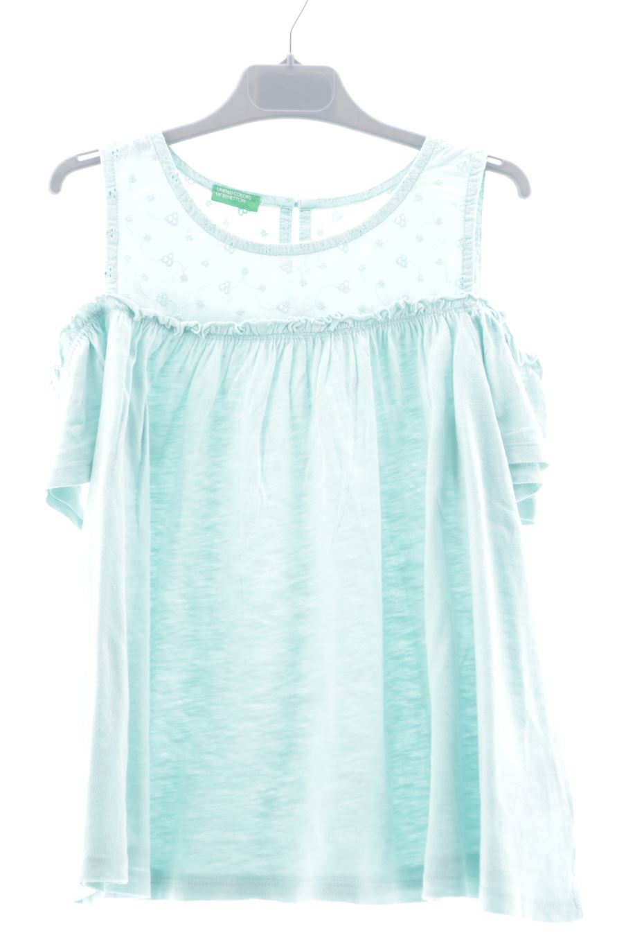 T-shirt Benetton de la taille 7 ans de seconde main
