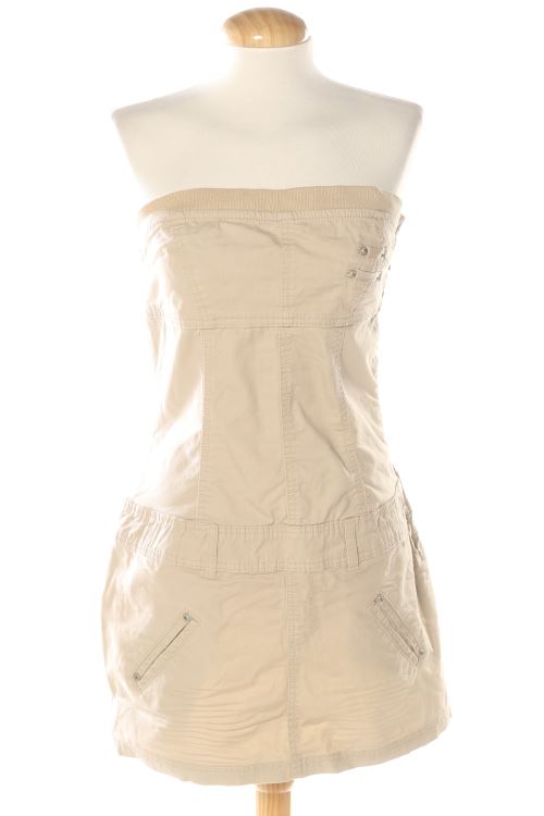 Einfaches Kleid
