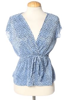 Blusa de manga corta M Stradivarius, foto 1 de 2