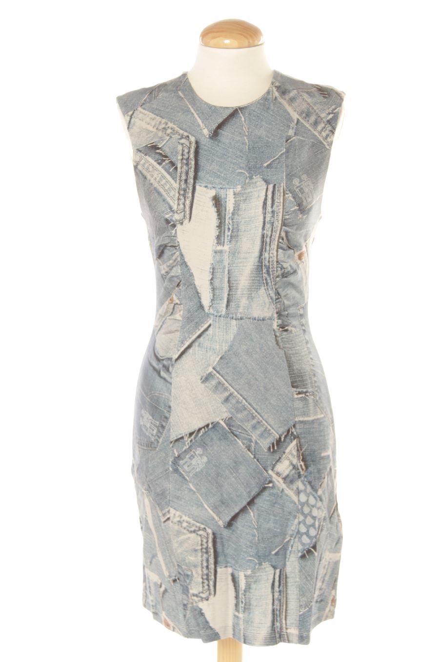 Robe casual Desigual de la taille M, de couleur imprimés