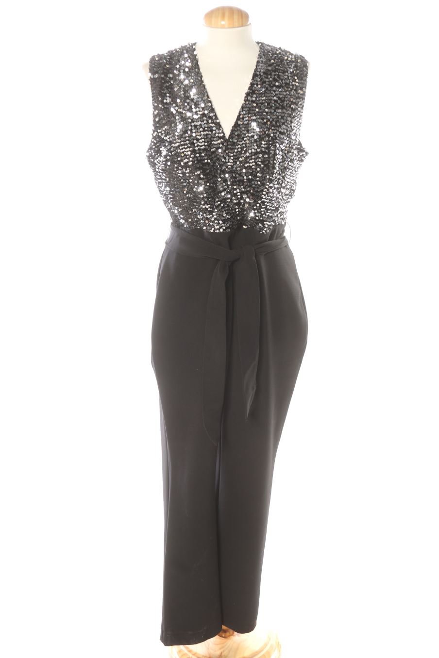 Combinaisons Zara de la taille L, de couleur noir