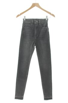 Jeans 32 Stradivarius, photo 1 sur 2
