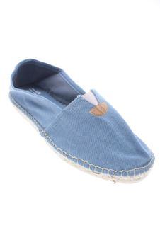 Chaussures plates 39 Toni Pons