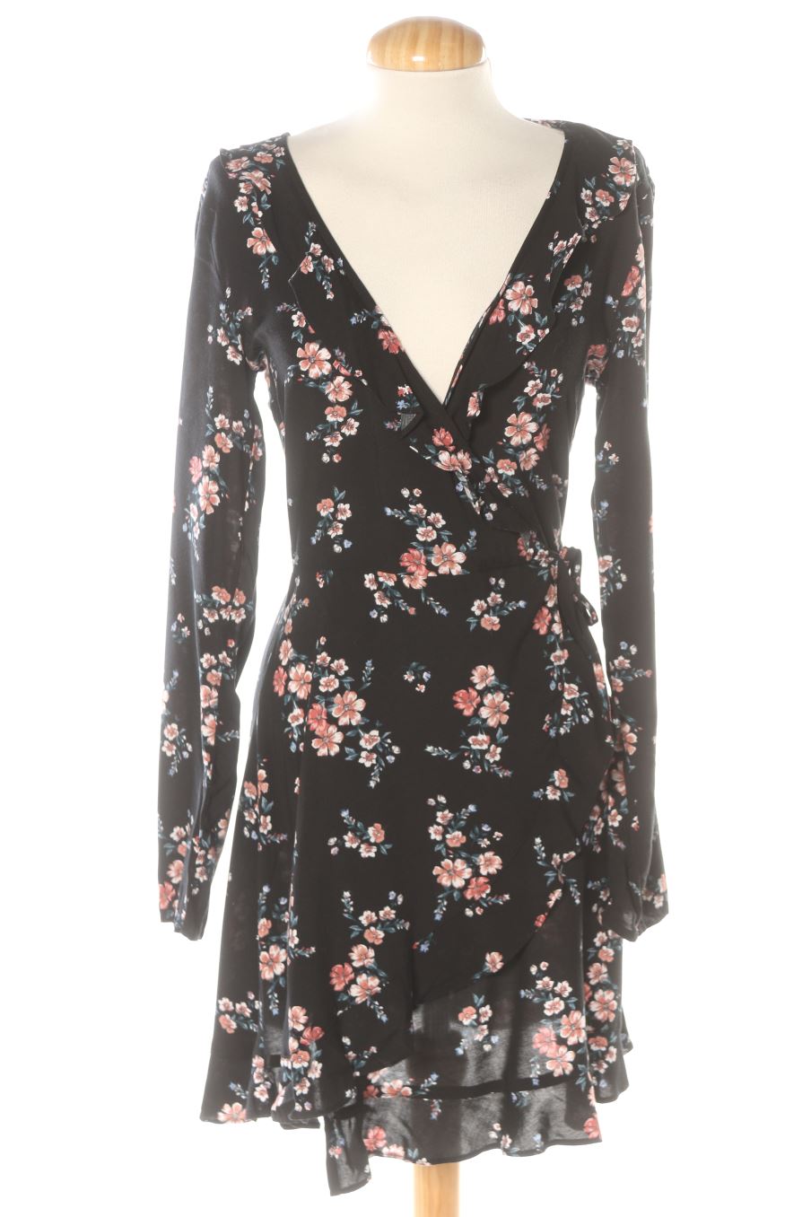 Vestido casual de H&M de la talla 38, de color flores