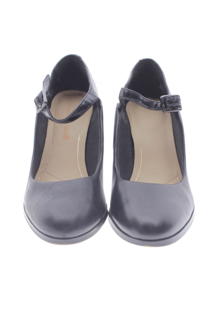 Zapatos de tacon de clarks de la talla 36, de color negro de