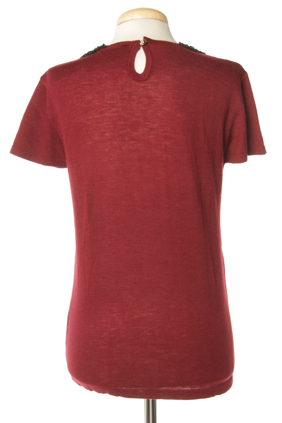 Jerseys de Manoukian de la talla M, de color rojo