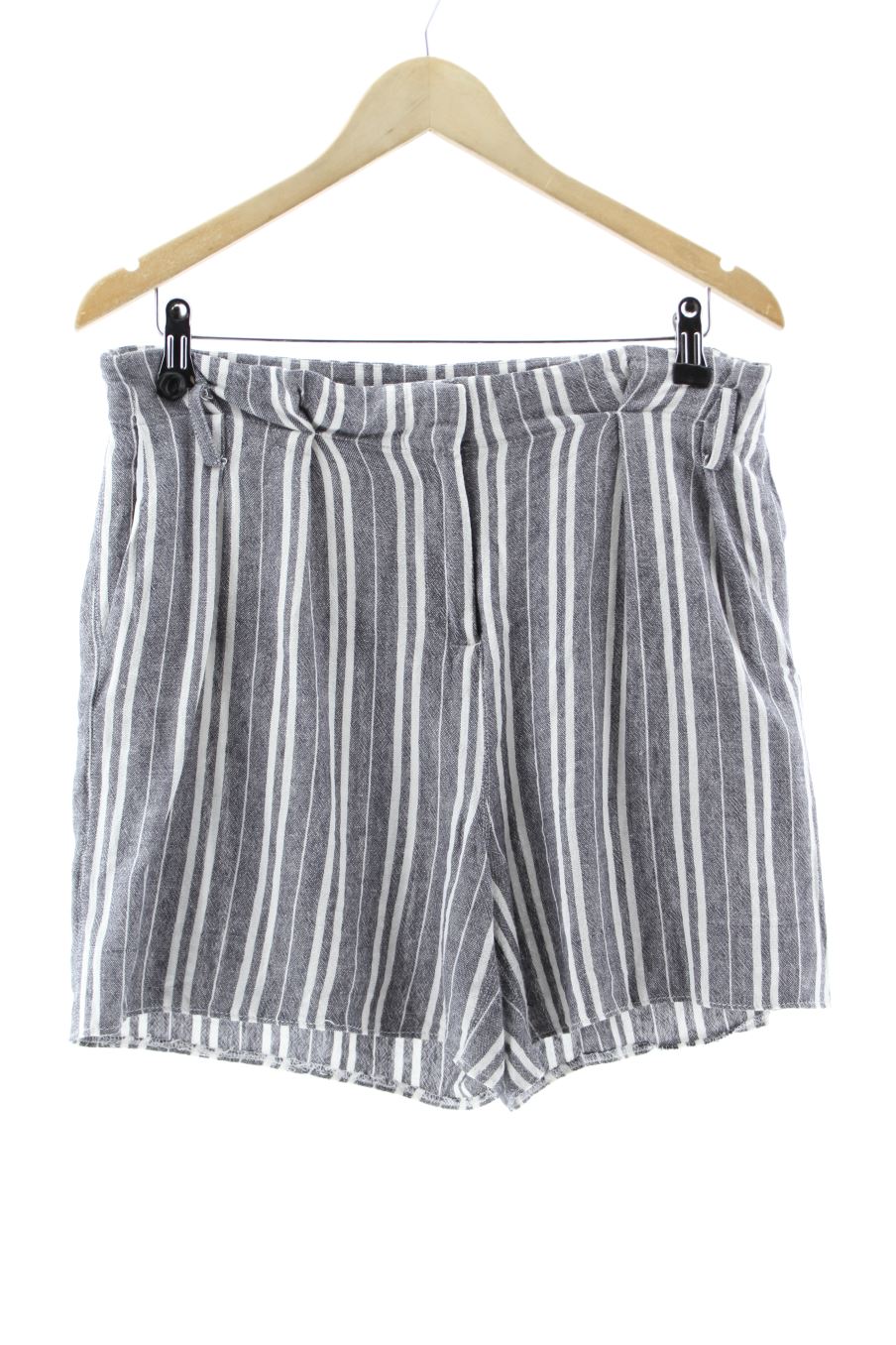 Shorts Promod de la taille 40, de couleur rayures