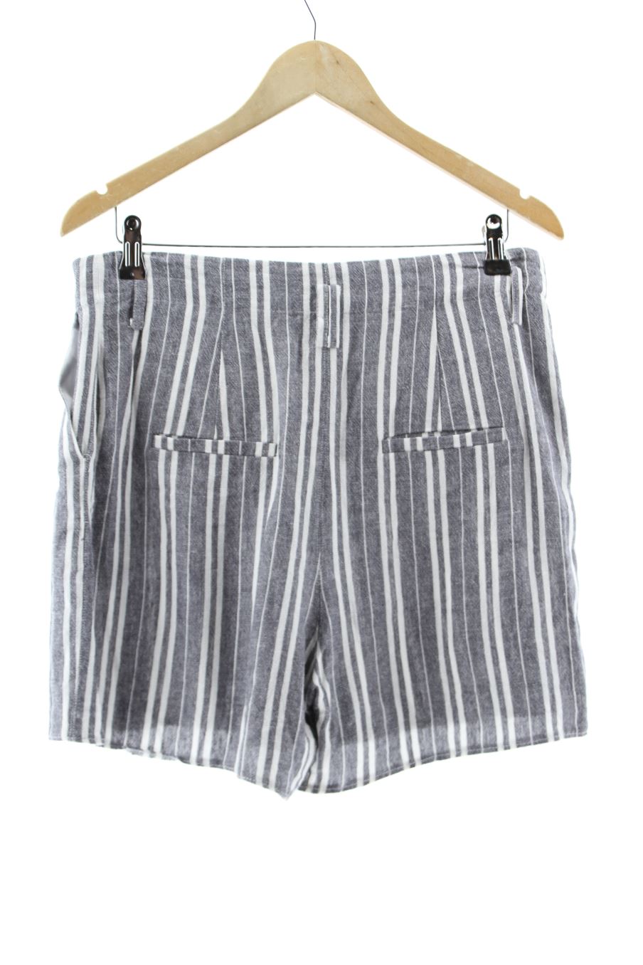 Shorts Promod de la taille 40, de couleur rayures