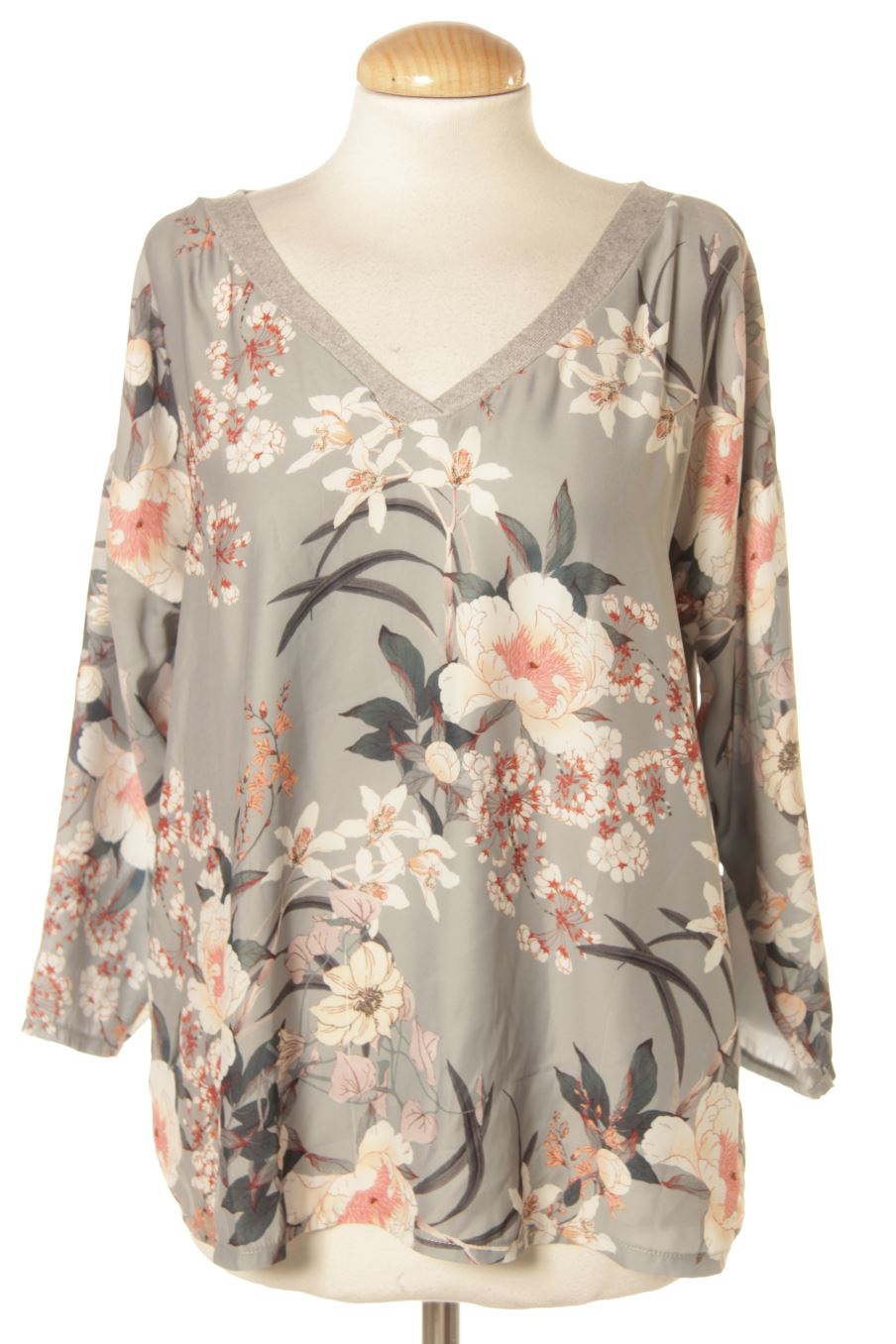 Blusa a maniche lunghe de Mango de la talla M, de color fiori