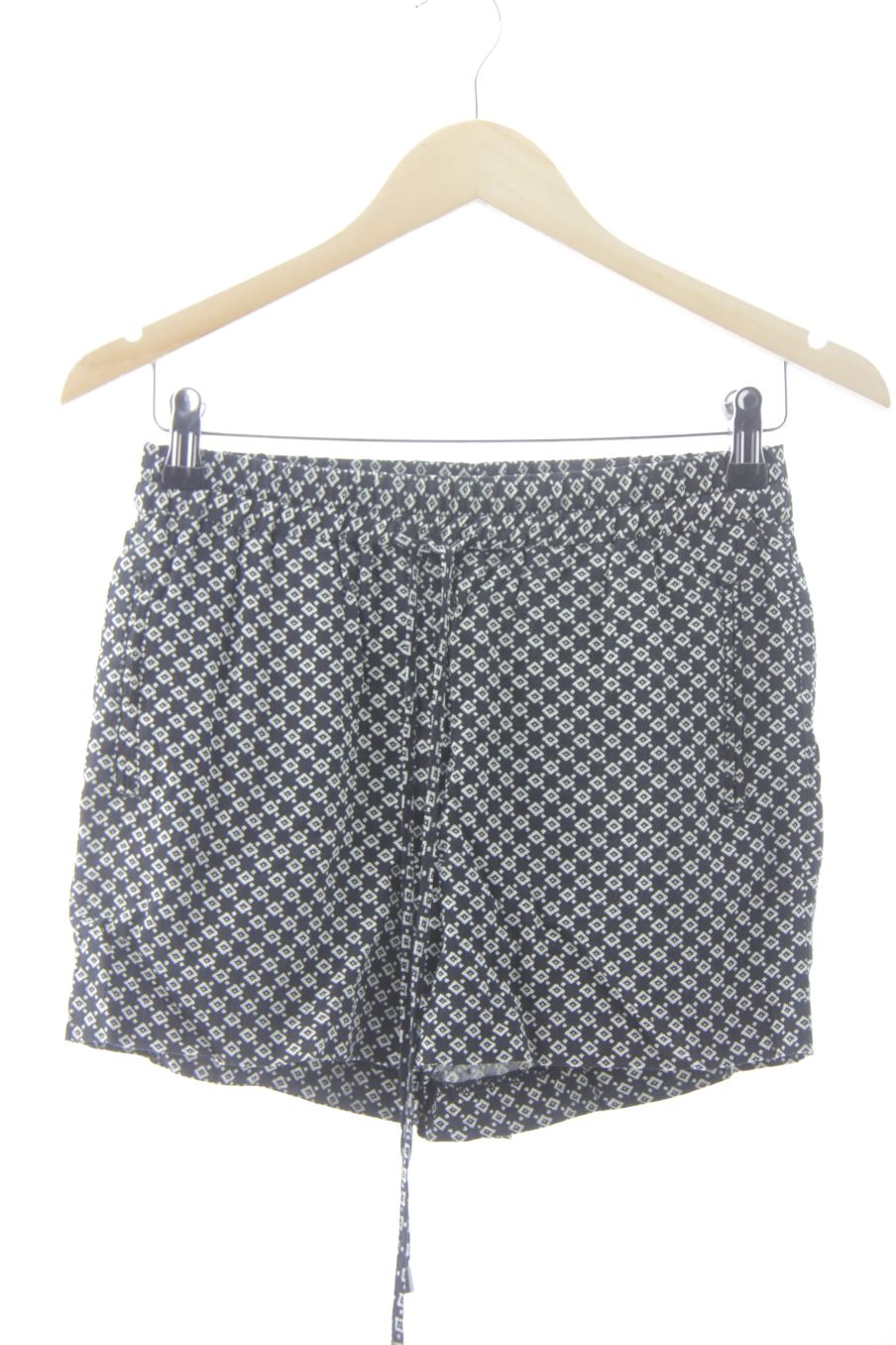 Pantaloni corti de Fórmula Joven de la talla 36, de color stampato