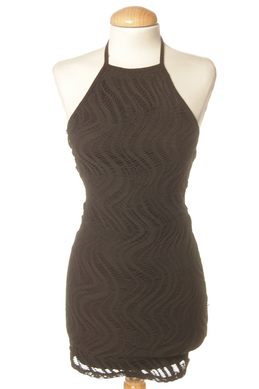 Robe casual Bershka de la taille S, de couleur noir