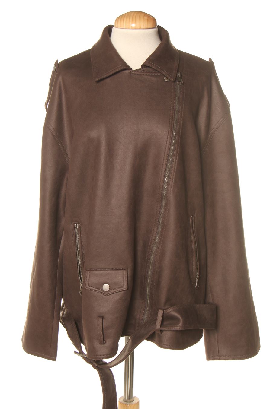 Cazadora de Stradivarius de la talla XL de color marron