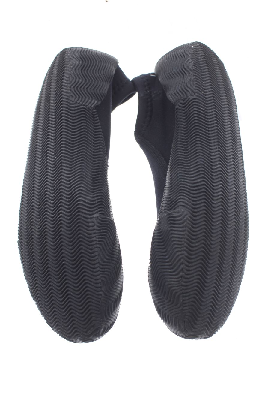 Deportivos de Decathlon de la talla 38, de color negro de