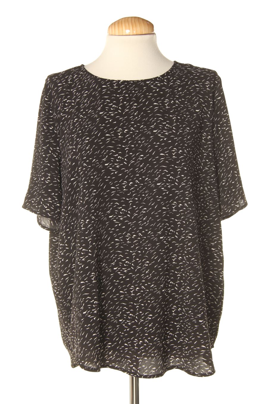 Blouse à manches courtes mbym de la taille M, de couleur noir