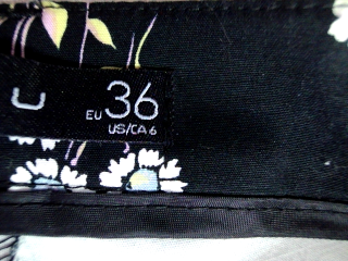 Shorts Amisu de la taille 36, de couleur fleurs